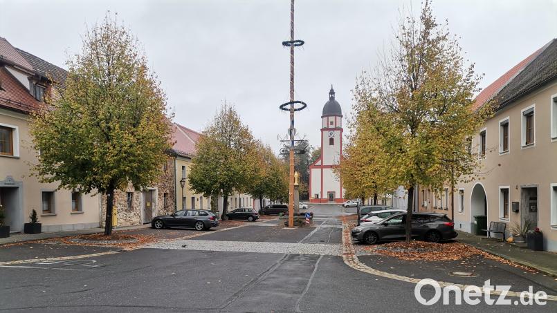 Die Marktgemeinde Winklarn meldet neun Projekte zur Programmaufstellung an die Städtebauförderung bei der Regierung der Oberpfalz. An erster Stelle steht die Bahnhofstraße und der Marktplatz. Bild: Annemarie Mösbauer