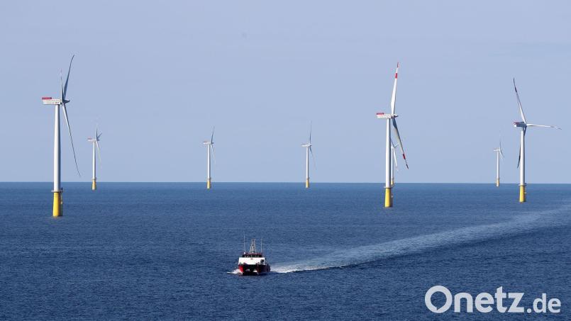 Vattenfall vermarktet nach eigenen Angaben erstmals Regelenergie auf hoher See. (Archivbild) Bild: Christian Charisius/dpa