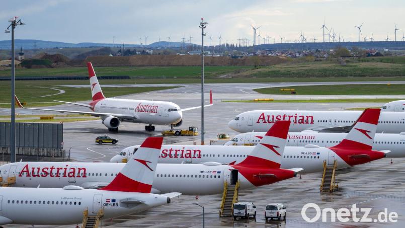 Die Maschine der Austrian Airlines war eigentlich auf dem Weg nach Wien. (Archivbild) Bild: Georg Hochmuth/APA/dpa