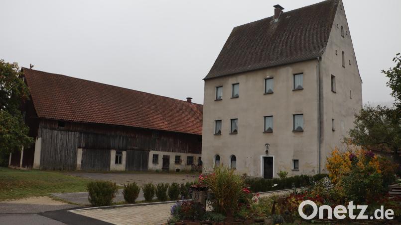 Die Voruntersuchungen zur konstruktiven und statischen Sanierung zum Erhalt vom Schloss in Sinnleithen sollen eingeleitet werden. Bild: Rudi Gruber