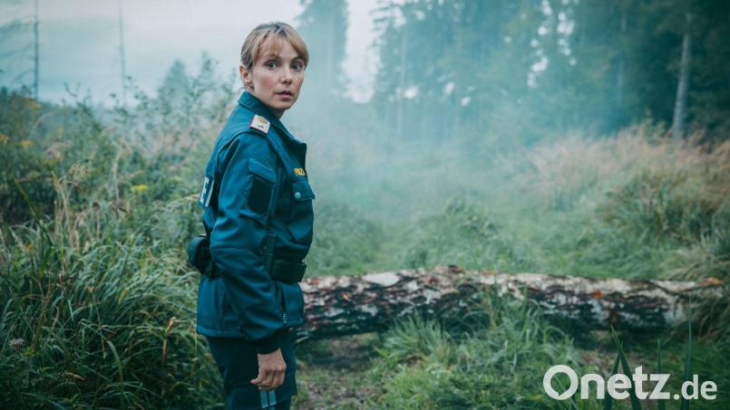 Als Amelies Leiche in einem Moor gefunden wird, entwickelt sich eine komplexe Mordermittlung. (Handout) Bild: Victoria Herbig/ARD Degeto Film/ORF/Mona Film/dpa