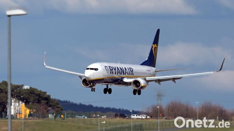Während die nach Passagierzahlen größte Airline Europas in vielen Teilen Deutschlands auf dem Rückzug ist, sieht sie im Südwesten offenbar Wachstumspotenzial. (Archivbild) Bild: Soeren Stache/dpa-Zentralbild/dpa