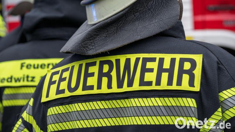 Ein Hausbewohner entdeckte die Flammen und löschte das Feuer. (Symbolbild) Bild: Daniel Vogl/dpa