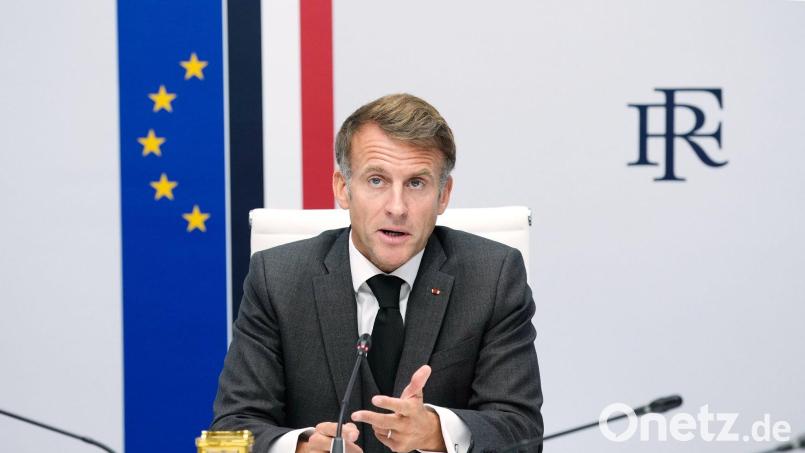 Präsident Emmanuel Macron möchte wieder Ruhe in Frankreich einkehren lassen. Bild: Teresa Suarez/Pool AP/AP/dpa