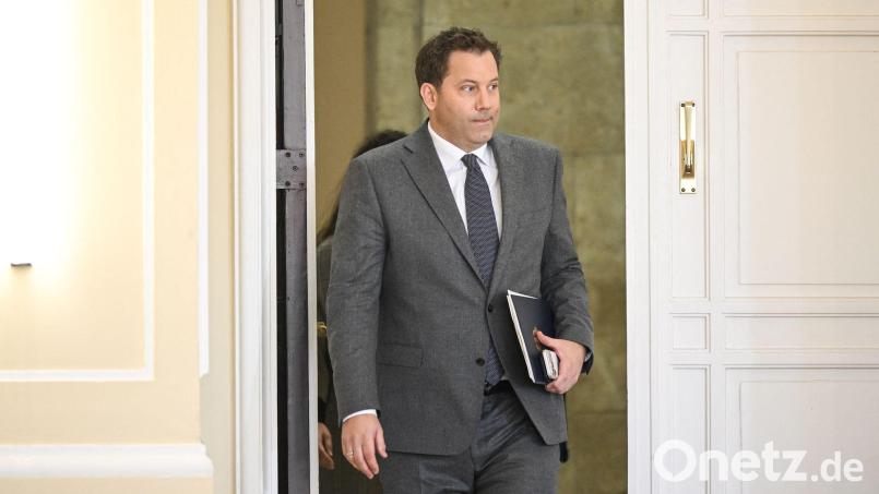 Söders Vorschlag stößt bei Klingbeil nicht auf Begeisterung. Bild: Britta Pedersen/dpa