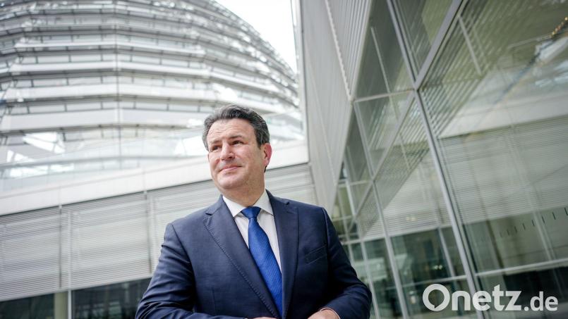 Hubertus Heil, heute einfacherer Abgeordneter im Bundestag, denkt über eine Kandidatur für den Vorsitz seiner Partei nach. (Archivbild) Bild: Kay Nietfeld/dpa