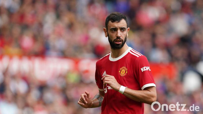 Während Bruno Fernandes mit Manchester United in Como verlor, wurde im Haus des Fußball-Profis eingebrochen. (Archivbild) Bild: Martin Rickett/PA Wire/dpa