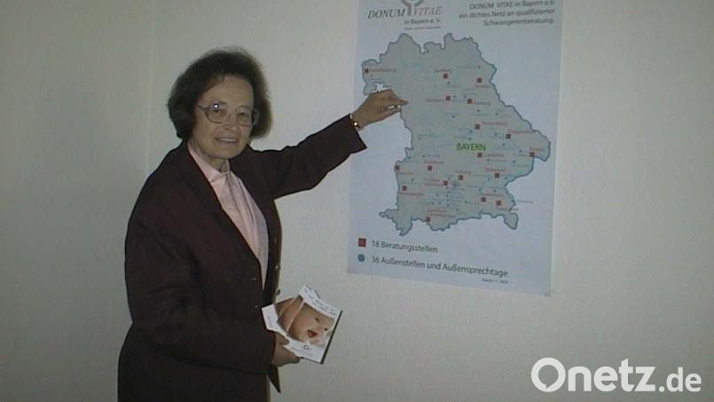 Maria Geiss-Wittmann (hier im Jahr 2004) war von Anfang an enorm bei Donum Vitae engagiert - und ist es heute mit 92 Jahren noch. Bild: Donum Vitae Archiv