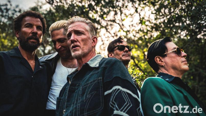 Bringen jetzt ihr neuntes Album heraus: die US-Rocker Queens of the Stone Age. (Handout) Bild: Andreas Neumann/Beggars Group/dpa
