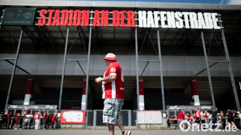 Vor dem Pokalspiel gegen Leipzig wurde der Gästeeingang zubetoniert (Archivbild). Bild: Fabian Strauch/dpa