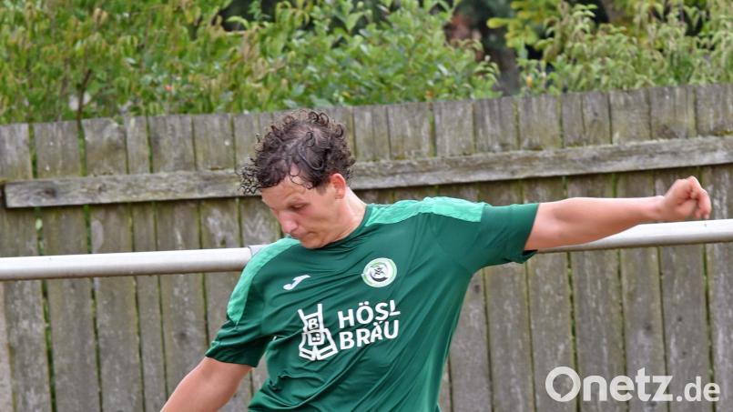 Der SV Mitterteich gastiert am Sonntag beim SV Mistelgau. Das Hinspiel gewann der Spitzenreiter der Bezirksliga Oberfranken Ost durch das Tor von Pascal Höcht (Bild) mit 1:0. Bild: Rudi Gebert