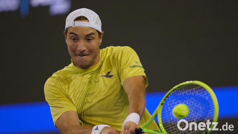 Hat gegen Djokovic gewonnen: Jan-Lennard Struff. (Archivbild) Bild: Ng Han Guan/AP/dpa