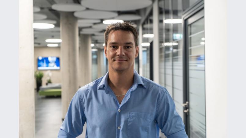 Mario Mikolaiczyk ist seit 15 Jahren bei der BHS Corrugated GmbH beschäftigt. Bild: Lukas Meister