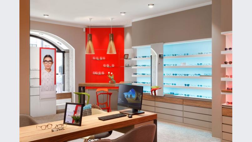 Der schönste Brillen Stober aller Zeiten in der Dr.-Pfleger-Straße in Weiden. Bild: Brillen Stober