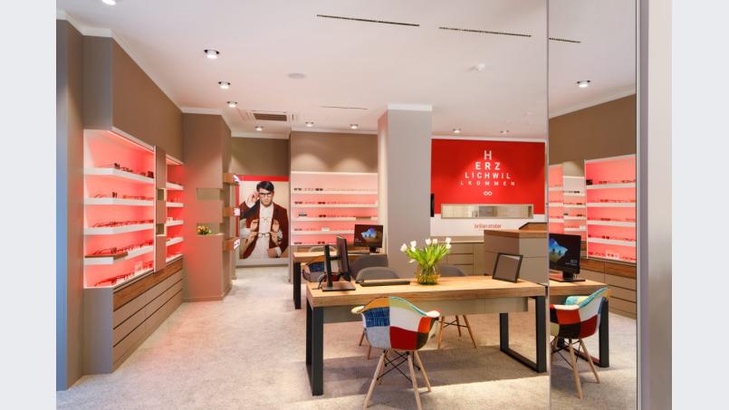 Der schönste Brillen Stober aller Zeiten in der Dr.-Pfleger-Straße in Weiden. Bild: Brillen Stober