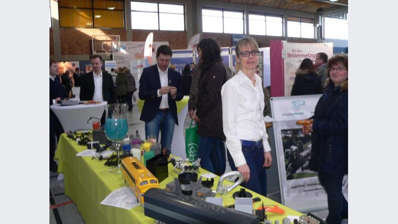 Die regionale Handwerksmesse im Vierstädtedreieck wurde in den vergangenen Jahren zur überregionalen Ausbildungsmesse mit Vertretern aus dem Raum zwischen Regensburg und Waldsassen. Bild: rn