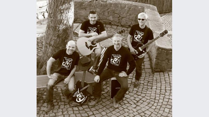 Schmecks spielen am Sonntag ab 15 Uhr am Unteren Markt. Bild: exb