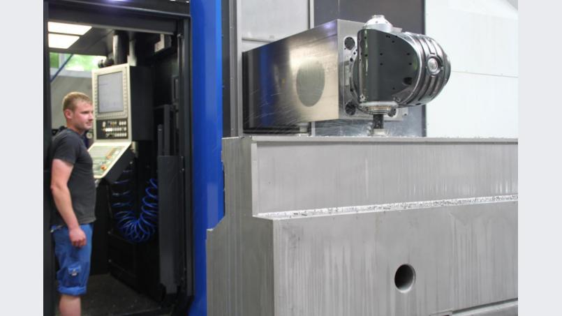 Durch die Hightec-Fräsmaschinen der Firma Soraluce bleibt das Unternehmen konkurrenzfähig. Bild: prh