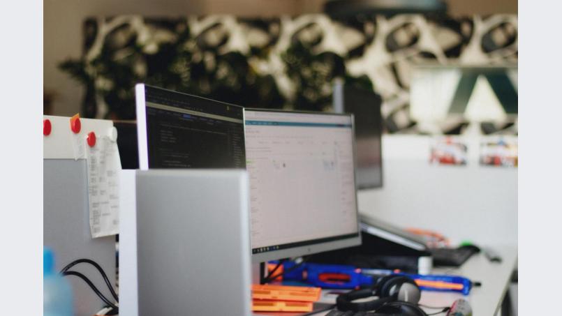 Die Geschäftsbereiche der Samhammer AG umfassen die Themen Digitaler Helpdesk, Consulting sowie Terminal- und Filialservice-Management. Bild: Samhammer AG