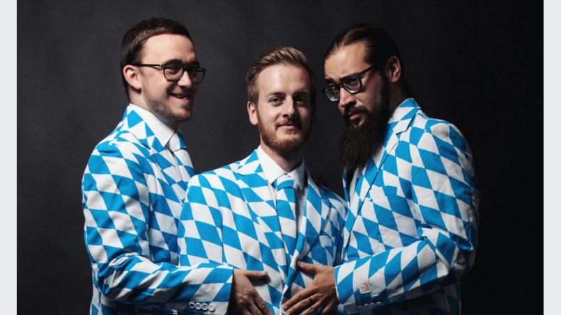 Die drei Gaudiburschen von "Barbari Bavarii" strapazieren am Sonntagabend die Lachmuskeln der Besucher. Bild: Barbari Bavarii