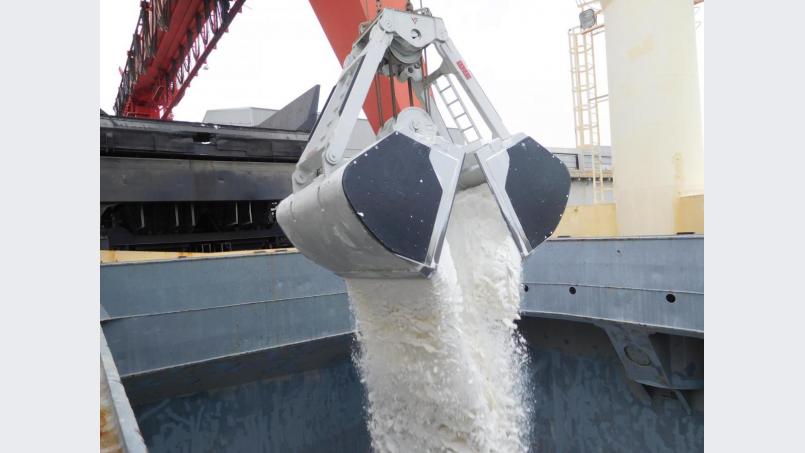 Von Getreide über Kaolin bis hin zu Marmor oder Eisenerz transportieren die Massengutfrachter Waren über die Meere. Bild: exb
