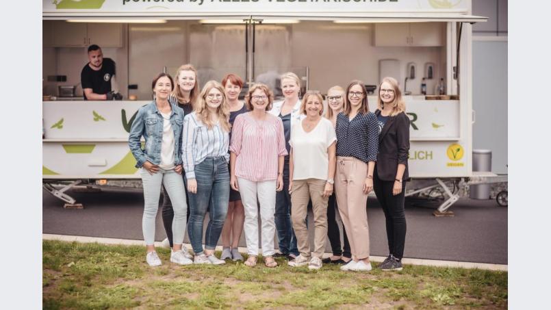 Sie waren echt zufrieden: die Testerinnen von Oberpfalz Medien. Bild: Michael Golinski