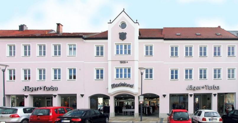 Das bekannte Modeland Jäger+Turba bietet ab sofort eine besondere Gelegenheit, kräftig Geld zu sparen. Bild: exb
