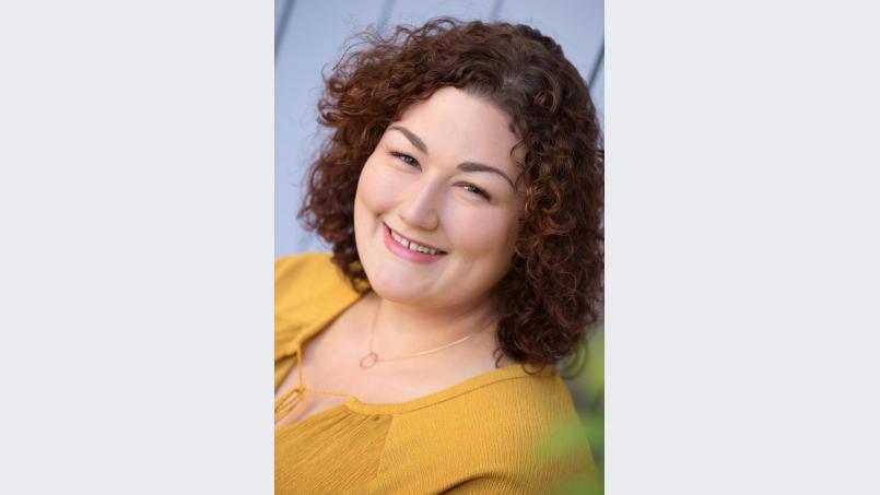 Sabrina Bracht eröffnet am 1. Februar in Weiden (Zur Drehscheibe 2) ihr eigenes Fotostudio: „Lichtmoment Photography“. Bild: Lichtmoment Photography