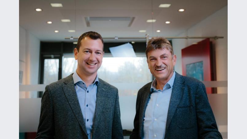 Generationswechsel: Markus Weiß (links) übernahm zum 1. Januar 2020 die Geschäftsführung von Georg Wittmann. Bild: exb