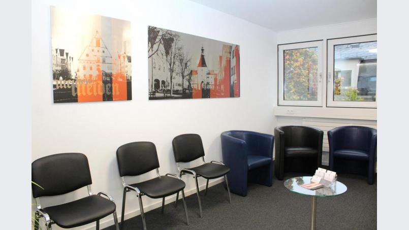 In der Kanzlei im Thomas-Witt-Haus hat das Team von Notarin Dr. Claudia Greipl doppelt so viel Platz zur Verfügung als in den bisherigen Räumlichkeiten. Bild: ewa