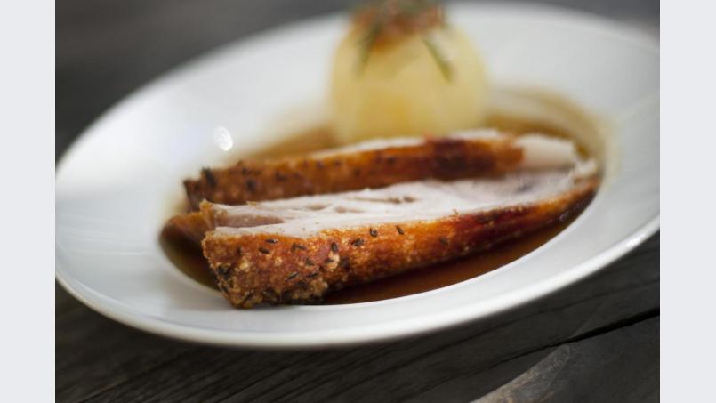 Gut essen und trotzdem nicht kochen müssen - auch das geht in der Coronakrise. Bild: Victoria Bonn-Meuser/dpa