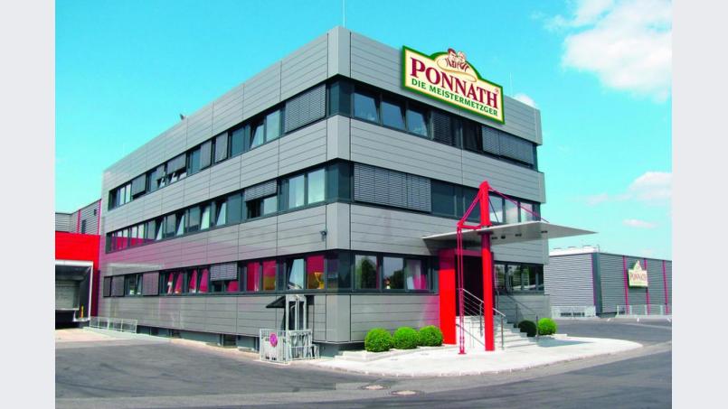 Das Stammwerk in Kemnath ist auf die Herstellung von Brühwurst und Würstchen spezialisiert. Bild: exb