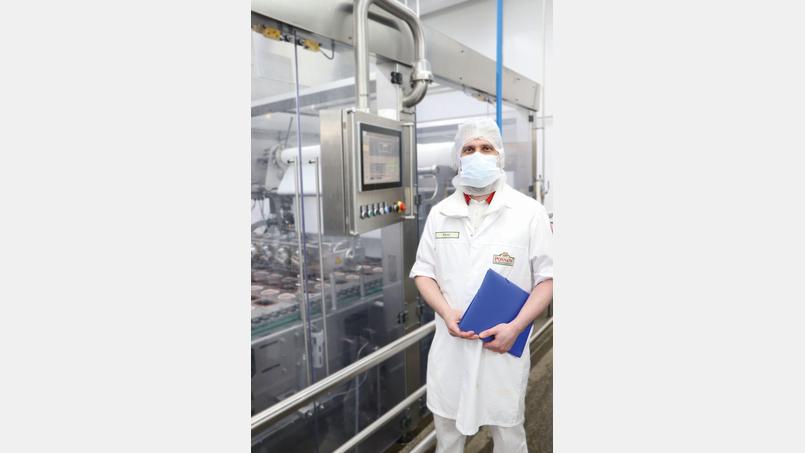 Patrick Plaß, Abteilungsleiter in der Füllerei. Bild: exb