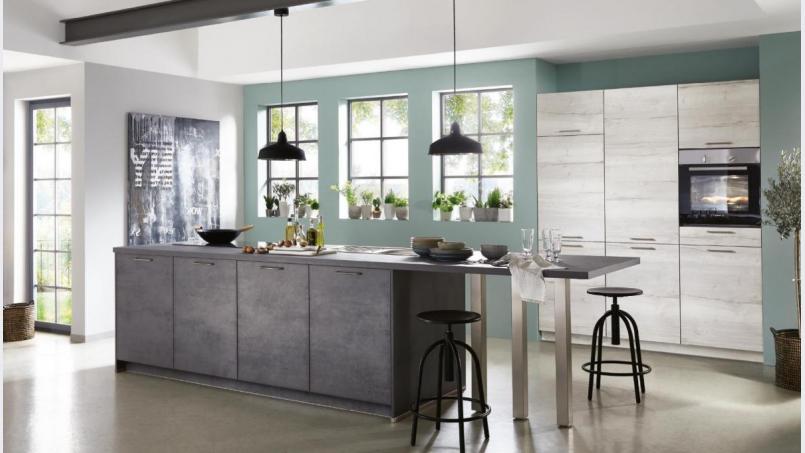 Die optimale Gestaltung der Küche können Kunden mit dem Fachberater besprechen. Bild: exb