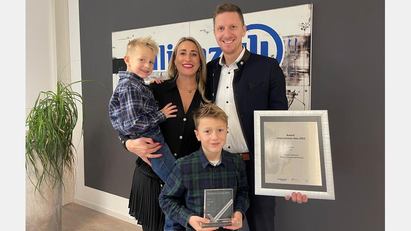 Familie Böttcher ist stolz auf die Auszeichnung. Bild: exb