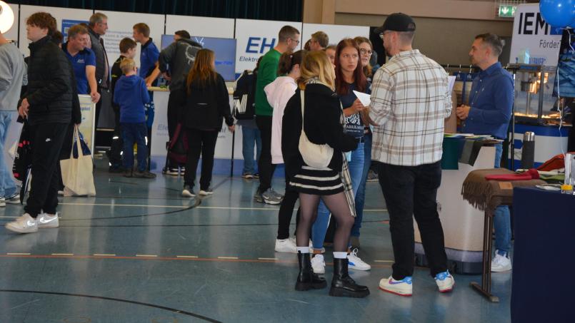 Nähere Informationen zu den Ausstellern sind im Internet unter www.dasAusbildungsportal.de zu finden. Bild: jr