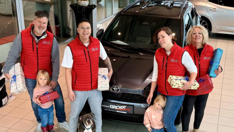 Familie Groß wünscht allen Kunden, Freunden und Bekannten einen guten Rutsch ins Jahr 2026! Bild: Groß