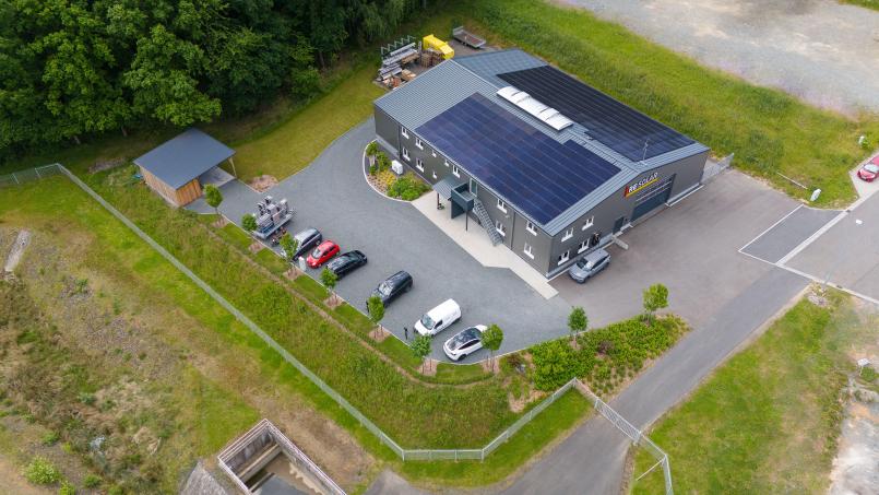 RE Solar lädt am Sonntag, 27. September, von 10 bis 17 Uhr zum "Tag der offenen Tür" ein. Bild: Bernd Schoenfelder