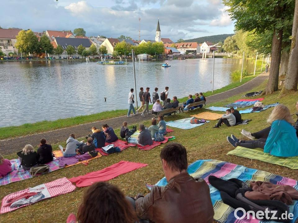 Feiern, Schlemmen und zum Finale ein Feuerwerk: Seefest in Schönsee ...