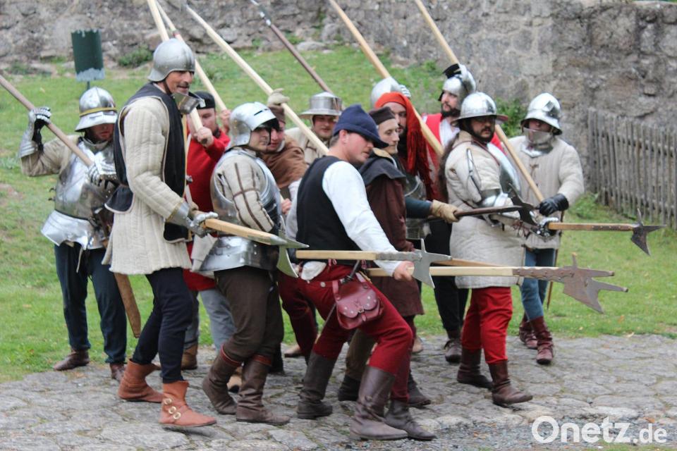 Mittelalter kommt auf die Burg Leuchtenberg zurück