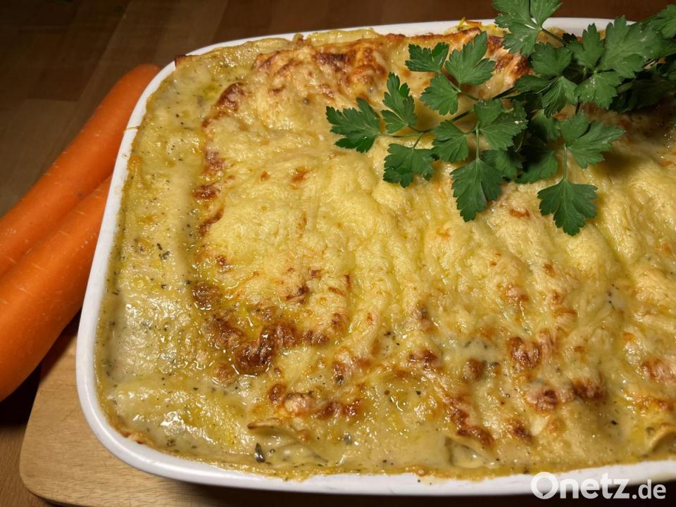 Lasagne mit Spitzkohl und Möhren | Onetz