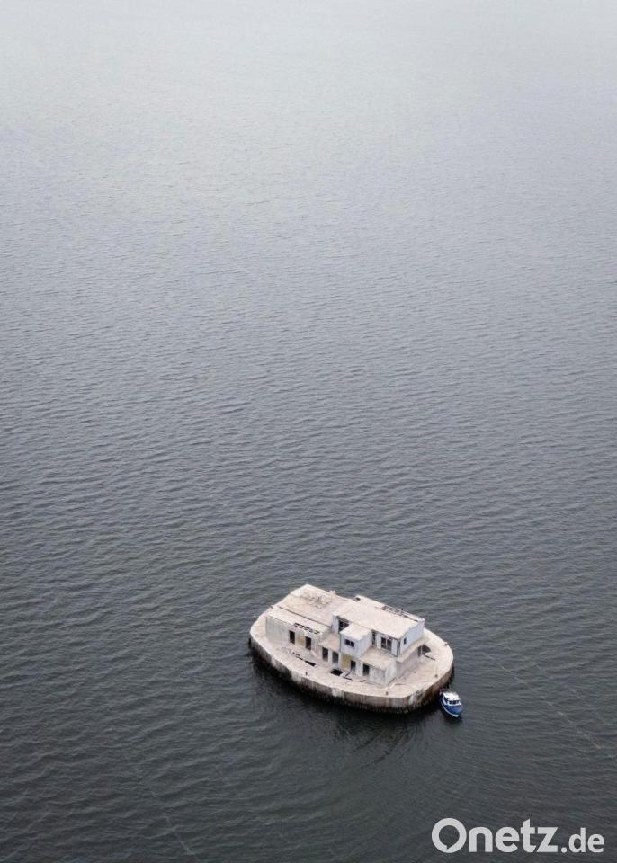 Mit Vogelkot und Rost: Mini-Insel vor Rügen wird versteigert | Onetz