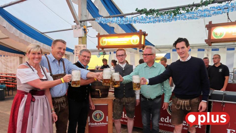 Mitreißender Auftakt des Friedenfelser Herbstfests | Onetz