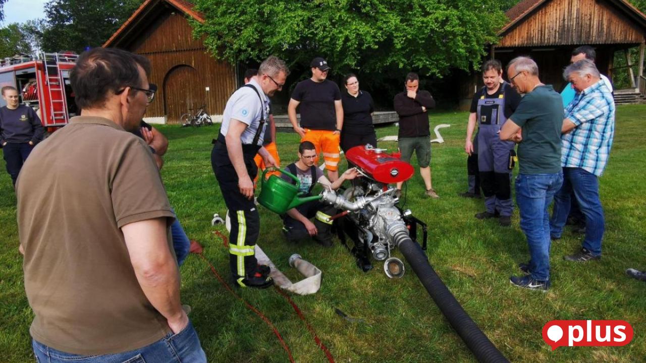 Historical exercise: Eslarn Volunteer Fire Department tests 84-year-old ...