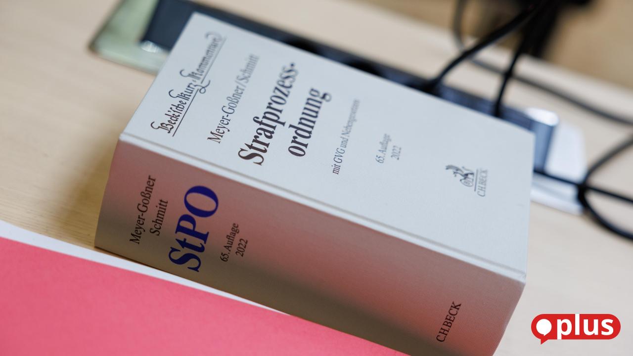 Kleinunternehmer aus dem Landkreis Schwandorf als Schleuser angeklagt