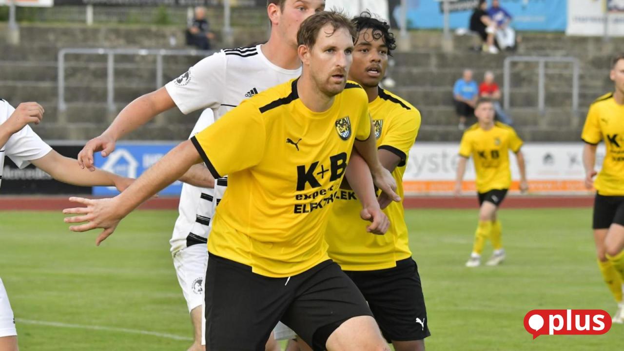 Ongoing word battle: FC Amberg and 1. FC Wernberg before top match of the ...