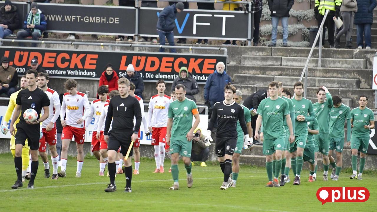 Rassismus-Vorw-rfe-berschatten-Bayernliga-Duell-zwischen-Gebenbach-und-Regensburg