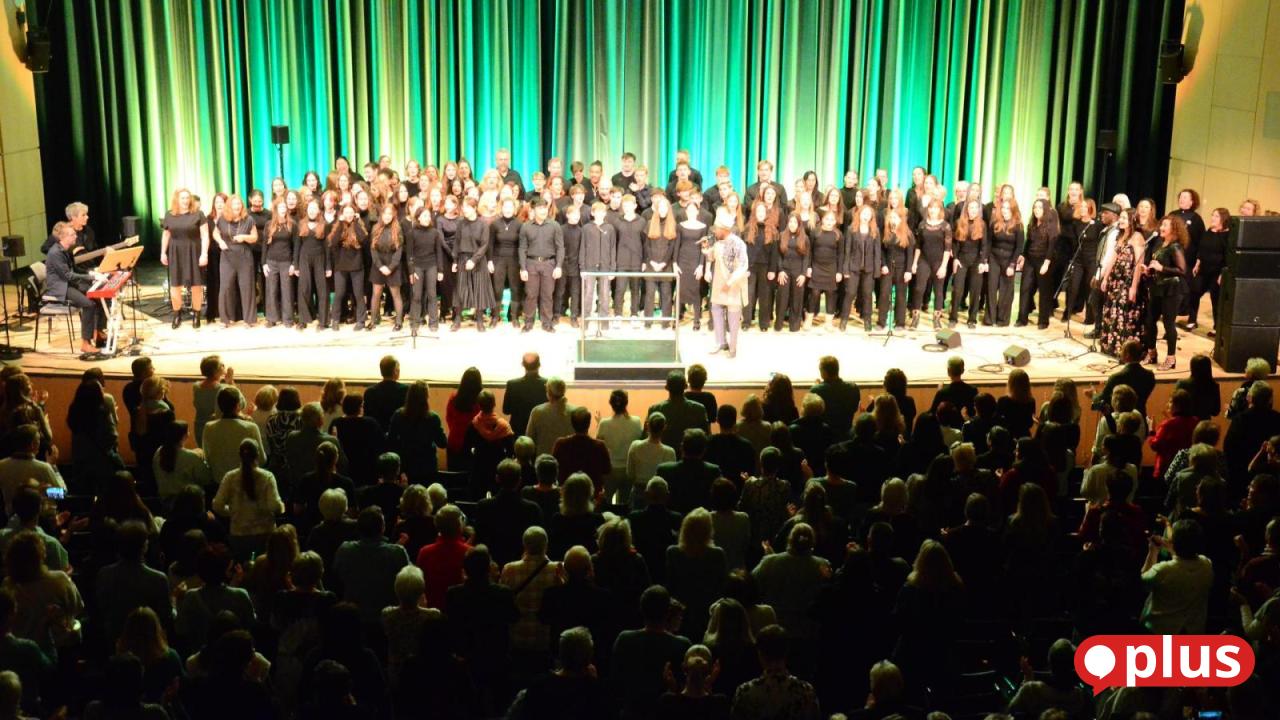 Gospel-und-Pop-Power-in-der-Max-Reger-Halle