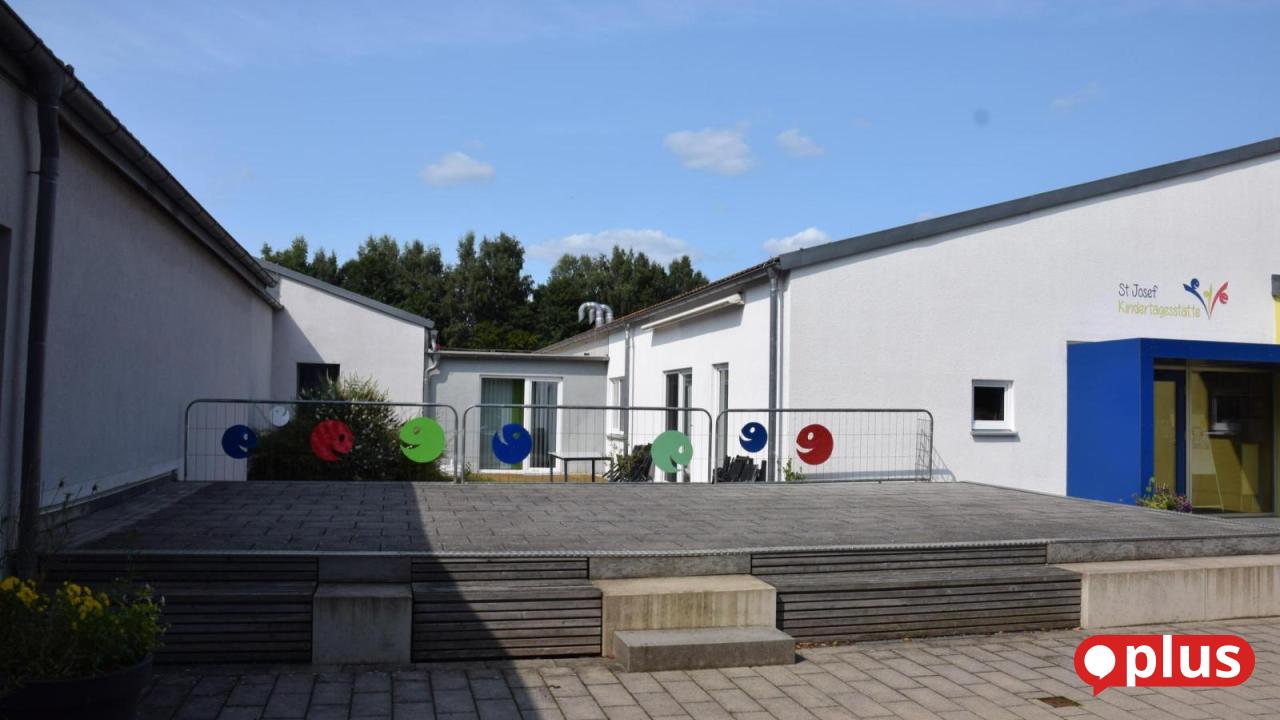 Tod-von-Nikolaus-Globisch-berschattet-Marktratssitzung