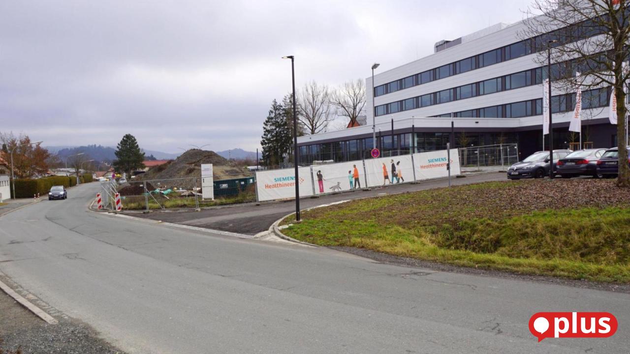 Stadtrat-Kemnath-mit-Erweiterung-von-Siemens-Healthineers-und-Bankenfusion-einverstanden